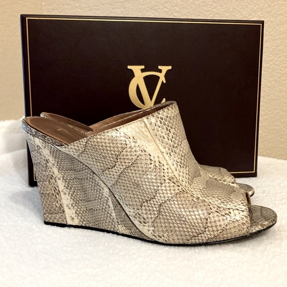 VC Signature Collection Colette Snake Embossed Leather Slip-on EUC - Picture 3 of 16